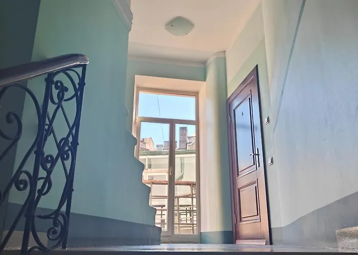 Apartment Heart, Loft View, Free Parking And Bag Storage